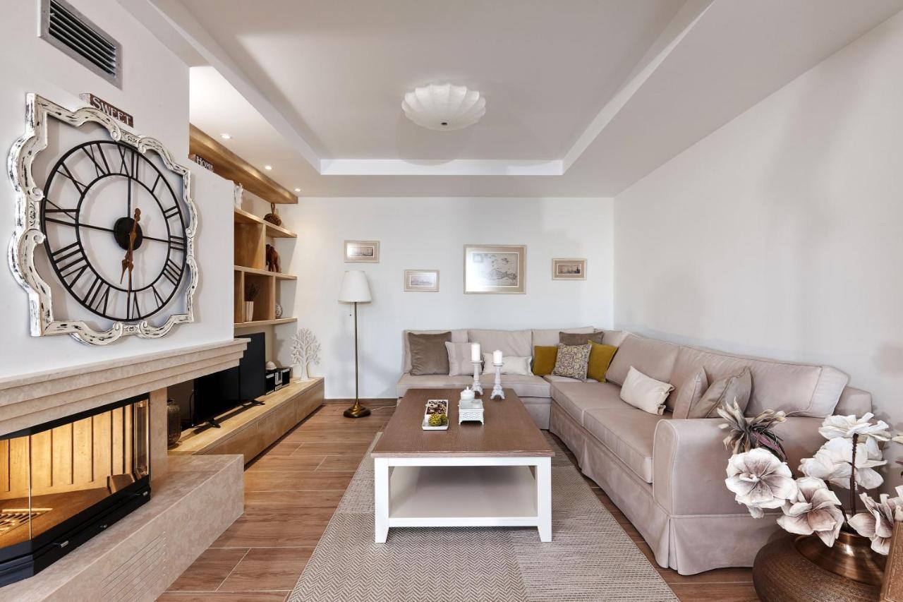 Villa Omikron Rodhiá Exteriör bild